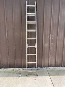 lot 353 image: Keller Model 3116 16ft Aluminum Extension Ladder