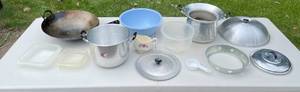 lot 356 image: Assorted Kitchenware Lot including Pots, Bowls, and Containers