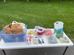 lot 382 image: Large Lot of Assorted Hair Rollers and Salon Supplies