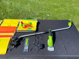 lot 456 image: Cordless Handheld Grass Cutter Shears (PSLGTM30) and Legal Size Hanging Files