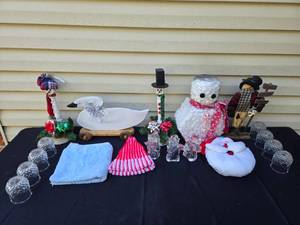lot 413 image: Holiday Decor Lot - Snowmen, Santa, Christmas Ornaments and More