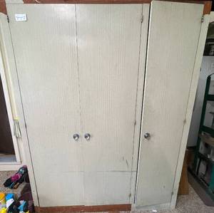 lot 460 image: Vintage Wooden Storage Cabinet - 76x60x18 Inches