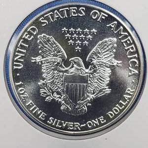 lot 63 image: 1988 American Silver Eagle