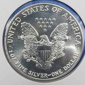 lot 65 image: 1990 American Silver Eagle
