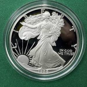 lot 109 image: 1988-S American Silver Eagle PROOF in OGP
