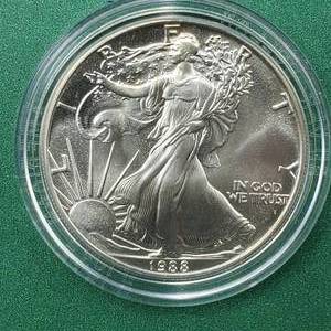 lot 117 image: 1988 American Silver Eagle in OGP