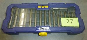 lot 27 image: Irwin metric taps 3-12mm