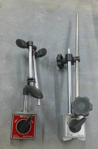 lot 37 image: Mitutoyo magnetic base