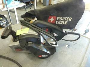 lot 129 image: Porter Cable 3x21 belt sander