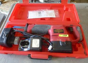 lot 179 image: Cordless Reciprocating saw 18V - tested, works