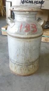 lot 193 image: Very nice milk can - lid comes off easily