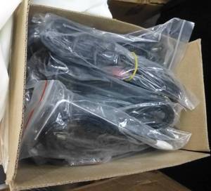 lot 223 image: 40 electric guitar amp plugs