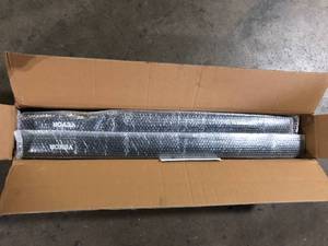 lot 8 image: VEVOR Roof Rack Cross Bars Compatible WToyota RAV4 2019- 2023,260 lbs. Load Capacity Aluminum Rack with Locks  Customer Returns See Pictures