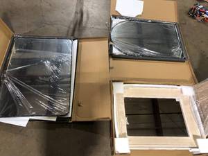 lot 12 image: Lot of Assorted Mirrors Various Models and Conditions   Customer Returns See Pictures