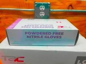 lot 77 image: TAC- Case of Powdered Free Nitrile Gloves Size Large (1000 gloves)
