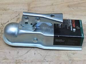 lot 112 image: Curt Posi-Lock Coupler Model # 25105