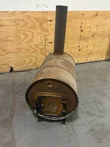 lot 133 image: Wood Stove Made From 55 Gallon Drum