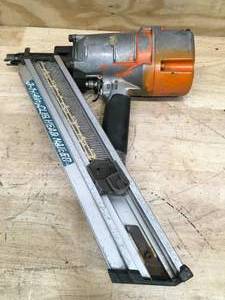 lot 159 image: 2-14 inch Clip Head Nailer