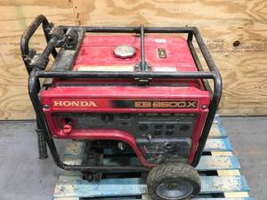 lot 162 image: Honda EB 6500XGenerator