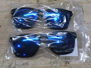 lot 169 image: Lot of 2 - Blue Tinted Sunglasses