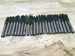 lot 180 image: Lot of 23 Drill Bits