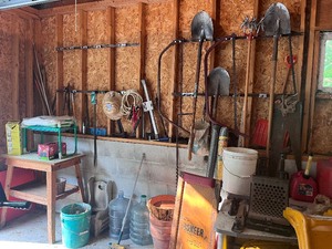lot 46 image: Garage & Yard Tool Lot