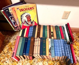 lot 105 image: Antique Books & Whitman Coloring Books