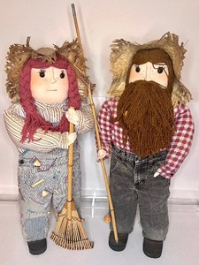 lot 65 image: Handmade 32 Boy & Girl Standing Farmer Dolls