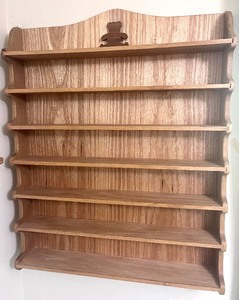 lot 75 image: Custom Built Oak Display Shelf
