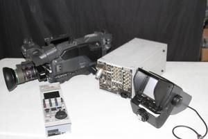 lot 7 image: Sony DXC-Series Digital Broadcast  Studio Video Camera System with Canon Zoom Lens