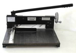 lot 31 image: Martin Yale 7000E  7000 E Heavy Duty Tabletop Paper Cutter - Great for Small Print Shops