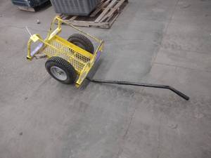 lot 42 image: Pipe Cart...