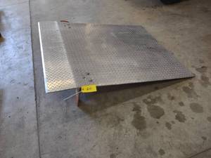 lot 20 image: Aluminum Dock Plate, 48x60...