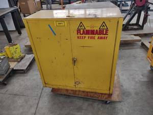 lot 43 image: Justrite Flammable Cabinet, 43x18x4...