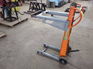 lot 21 image: Hercules Hydraulic Die Cart, 9 Low...