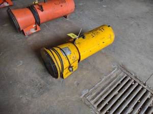 lot 66 image: Pelsue 12 Volt, Ventilation Blower ...