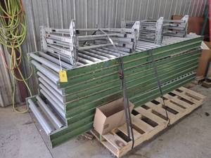 lot 40 image: Roller Conveyors, 36x 90 with Leg...
