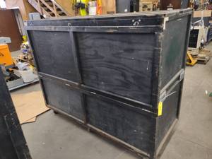 lot 33 image: Travel Box, 79.5x33.5x63...