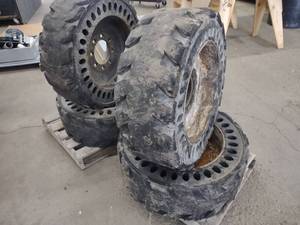 lot 6A image: (4) Solid Flex Skid Loader Tires, 1...