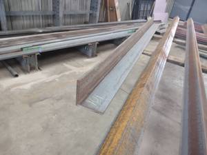 lot 104 image: Steel Angle, 6x6x12x99...