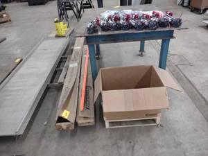 lot 234 image: (48) pcs. 10 Conductix 8-Bar Condu...