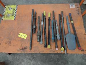 lot 244 image: Assorted 1Hammer Bits...