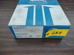 lot 258 image: Select Arc Select 71 Welding Wire, ...