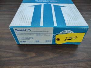 lot 259 image: Select Arc Select 71 Welding Wire, ...