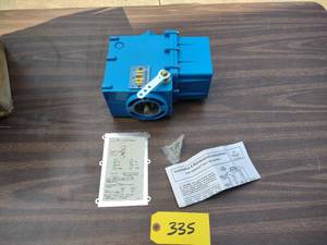 lot 335 image: Asco AH2D Hydramotor Actuator (This...