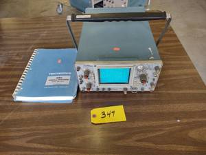 lot 349 image: Tektronix Type 465 Oscilloscope (Th...