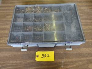 lot 352 image: Pneumatic Hose Fittings (This Item ...