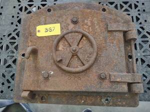 lot 387 image: Cast Iron Boiler Door, 24x22 (This ...
