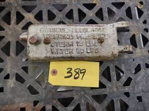 lot 389 image: Radiant Cast Iron Boiler Door, 8.5x...
