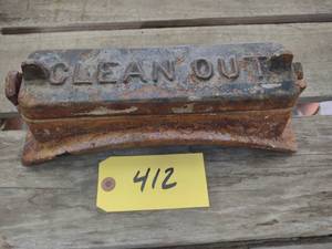 lot 412 image: Cast Iron Boiler Door, 12x4 (This I...